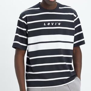 NWT Men’s Black and White Levi’s Shirt Size S